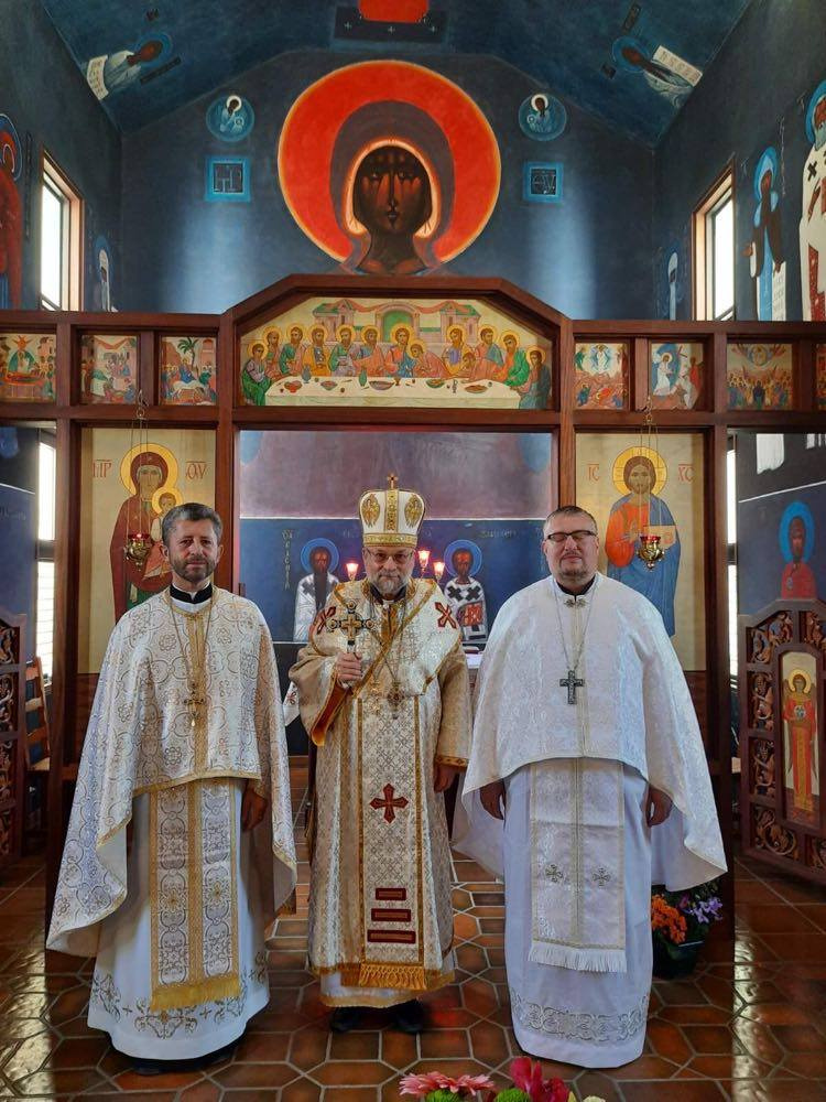 В українській церкві Успіння Пресвятої Богородиці в Люрді відбулися перші ієрейські свячення